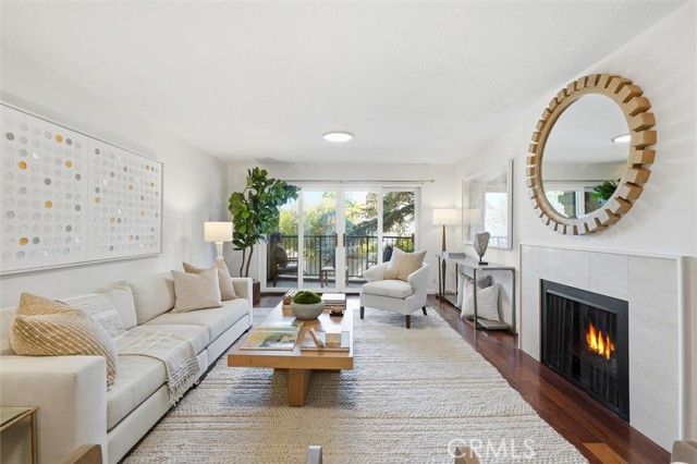 Detail Gallery Image 6 of 41 For 222 7th, Santa Monica,  CA 90402 - 2 Beds | 2 Baths