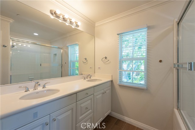 23 Bower Tree, Irvine CA: https://media.crmls.org/medias/ff9525df-0a11-4610-b76b-25ffebccdcd7.jpg