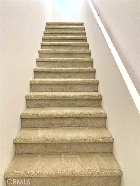 6938 Stonecrop Lane, Fontana CA: https://media.crmls.org/medias/ff9574d2-af9e-4d46-bb0f-0390aaf9a1d2.jpg