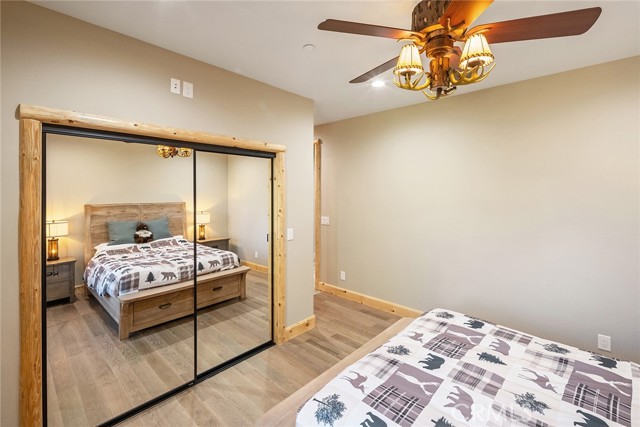 1658 Tuolumne Road, Big Bear City CA: https://media.crmls.org/medias/ff95d2a9-0705-4eb2-8a69-e1f15c4881ef.jpg