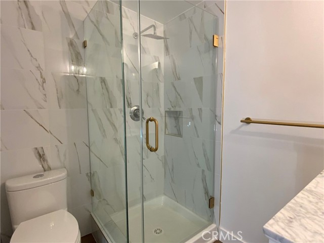 Detail Gallery Image 19 of 21 For 17091 B Ln, Huntington Beach,  CA 92647 - 3 Beds | 2 Baths