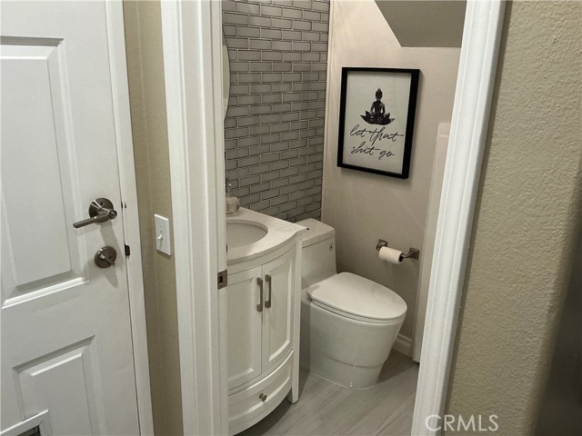 Detail Gallery Image 20 of 44 For 508 Bannister Way #B,  Simi Valley,  CA 93065 - 3 Beds | 2/1 Baths
