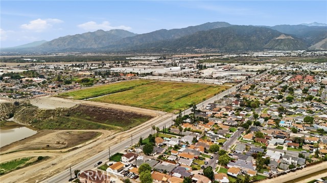 Image 28 of 31 For 4850 Vincent