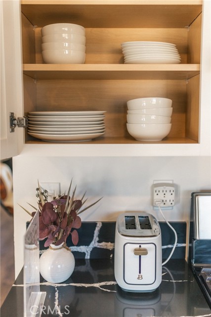 Detail Gallery Image 13 of 58 For 2225 Fortuna Ave, Landers,  CA 92285 - 2 Beds | 2 Baths