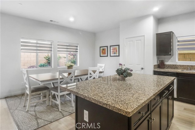 Detail Gallery Image 9 of 37 For 16768 Olive Tree, Fontana,  CA 92336 - 4 Beds | 3 Baths