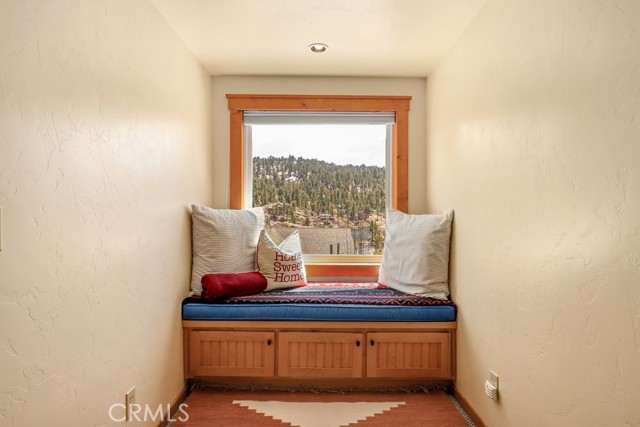 Detail Gallery Image 25 of 49 For 39061 Bayview Ln, Big Bear Lake,  CA 92315 - 2 Beds | 2 Baths