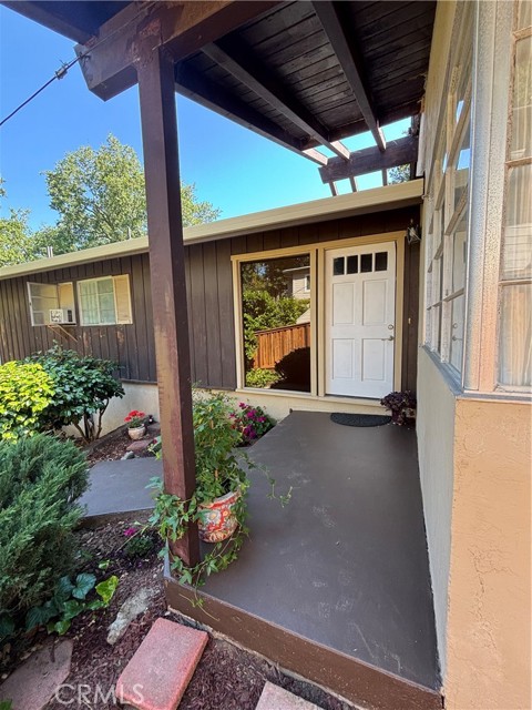 172 Camino Sobrante, Orinda CA: https://media.crmls.org/medias/ff97b418-a4d3-4ba9-af97-bc3bac7da352.jpg