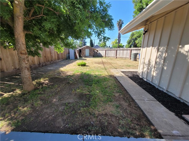 Detail Gallery Image 10 of 11 For 1620 Bette St, Merced,  CA 95341 - 5 Beds | 2 Baths