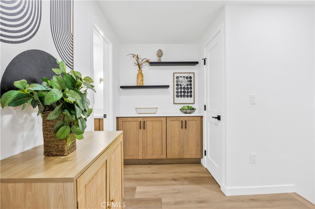 MLS #OC25260126 image #17