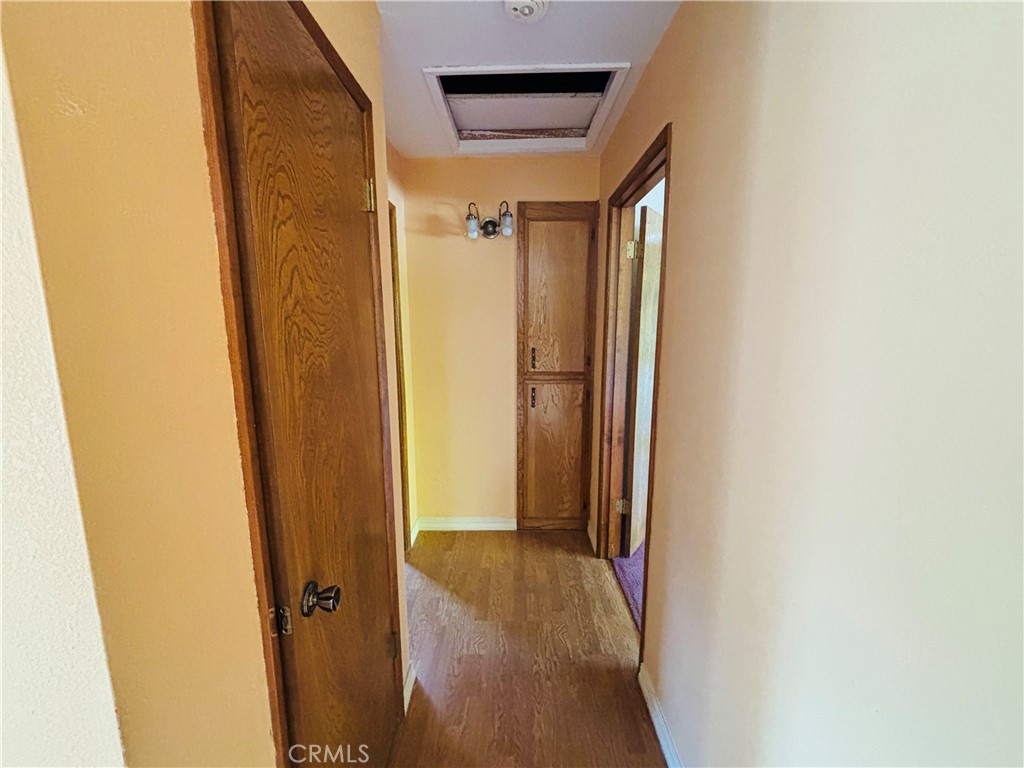 https://media.crmls.org/medias/ff9a2f15-977d-4da1-b983-9a249a240f56.jpg?preset=X-Large