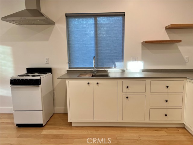 Detail Gallery Image 9 of 20 For 921 Berkeley, Claremont,  CA 91711 - 1 Beds | 1 Baths