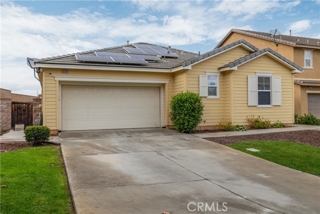 10894 Clover, Corona CA: https://media.crmls.org/medias/ff9a7429-ed65-4792-b7f8-595ef2b158ce.jpg
