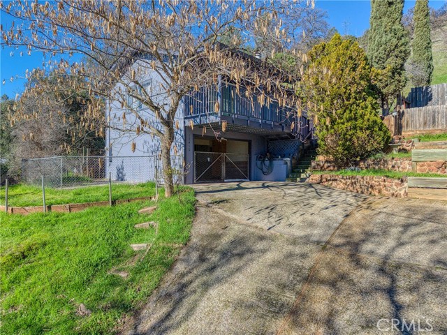 12410 Lakeview Drive, Clearlake Oaks CA: https://media.crmls.org/medias/ff9b04b4-e7d0-41d5-ac12-53d41ce6701f.jpg