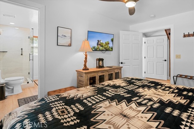Detail Gallery Image 20 of 52 For 42425 Fox Farm Rd, Big Bear Lake,  CA 92315 - 2 Beds | 1 Baths