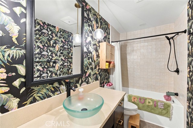 10240 Camarillo, 115 photo 24