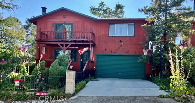 921 Piru Way, Frazier Park CA: https://media.crmls.org/medias/ff9ce8c3-febe-4b7d-9de7-73d02815f908.jpg