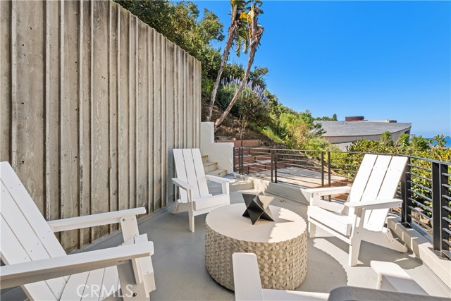 Detail Gallery Image 21 of 54 For 901 Summit Dr, Laguna Beach,  CA 92651 - 4 Beds | 3 Baths