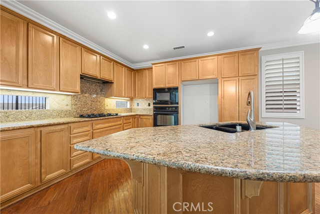 Detail Gallery Image 10 of 28 For 17060 Camino Ayala, Yorba Linda,  CA 92886 - 4 Beds | 3 Baths