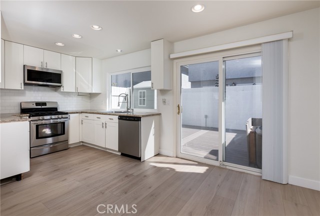 Detail Gallery Image 17 of 36 For 9538 Bickley Dr #2,  Huntington Beach,  CA 92646 - 2 Beds | 1/1 Baths