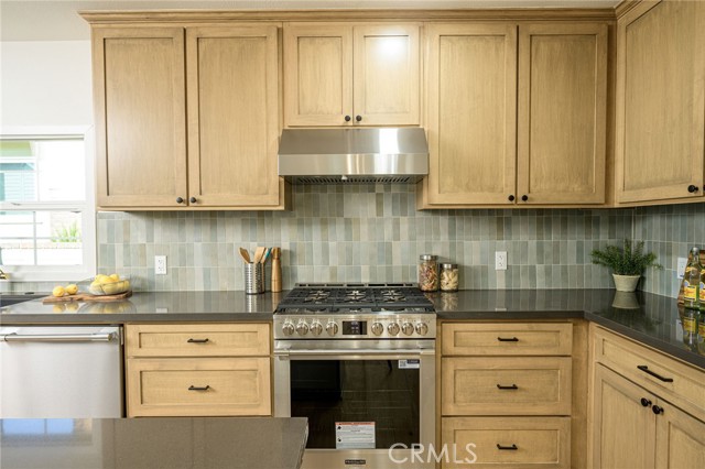 Detail Gallery Image 6 of 37 For 540 Hacienda Dr, Monrovia,  CA 91016 - 4 Beds | 2 Baths