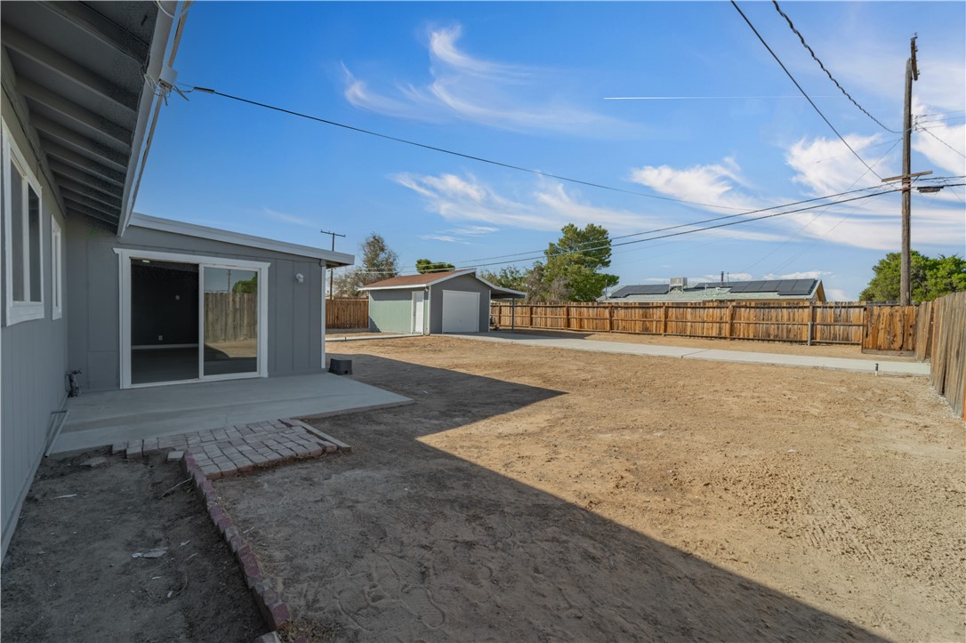 Detail Gallery Image 32 of 40 For 10717 Aspen Ave, California City,  CA 93505 - 3 Beds | 2 Baths