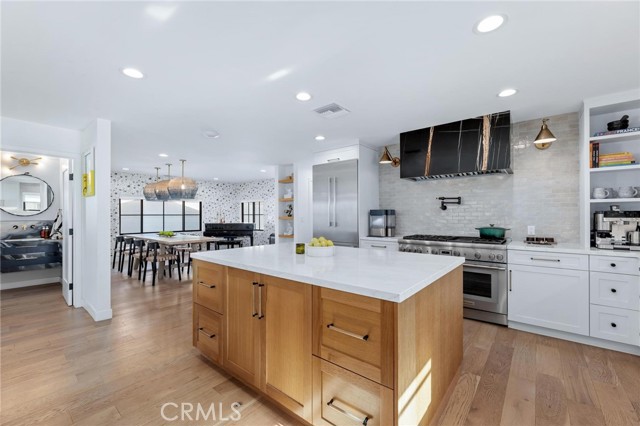 Detail Gallery Image 17 of 59 For 1707 10th St, Manhattan Beach,  CA 90266 - 4 Beds | 2/2 Baths