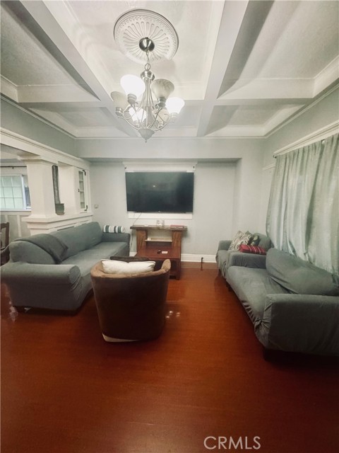 Detail Gallery Image 15 of 46 For 2129 30th W 30th, Los Angeles,  CA 90018 - 3 Beds | 1 Baths