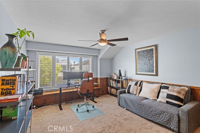 Detail Gallery Image 21 of 47 For 6128 Avalon Ct, Long Beach,  CA 90803 - 4 Beds | 3 Baths