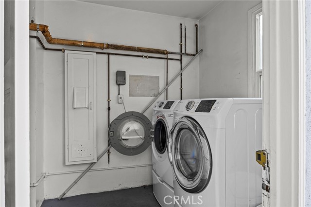 Detail Gallery Image 12 of 13 For 43 Ximeno Ave #6,  Long Beach,  CA 90803 - 2 Beds | 1 Baths