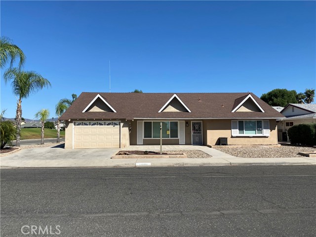 Detail Gallery Image 2 of 19 For 600 Lassen Way, Hemet,  CA 92543 - 3 Beds | 2 Baths