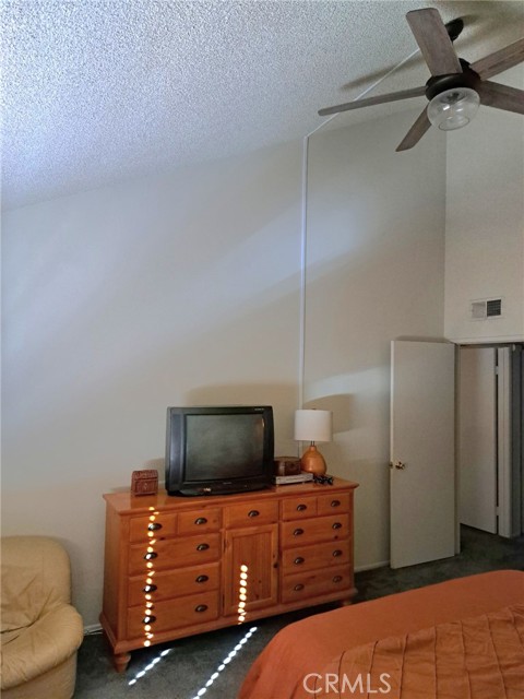 Detail Gallery Image 20 of 28 For 1209 S Palmetto #C,  Ontario,  CA 91762 - 2 Beds | 1/1 Baths