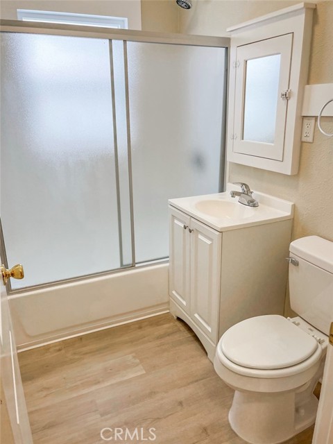 Detail Gallery Image 8 of 14 For 626 W 7th, San Pedro,  CA 90731 - – Beds | – Baths