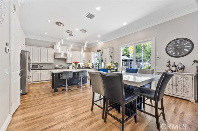 Detail Gallery Image 16 of 48 For 23850 Hollingsworth Dr, Murrieta,  CA 92562 - 4 Beds | 3/1 Baths