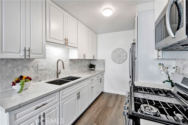 Detail Gallery Image 1 of 1 For 1250 S Brookhurst St #1026,  Anaheim,  CA 92804 - 2 Beds | 1 Baths