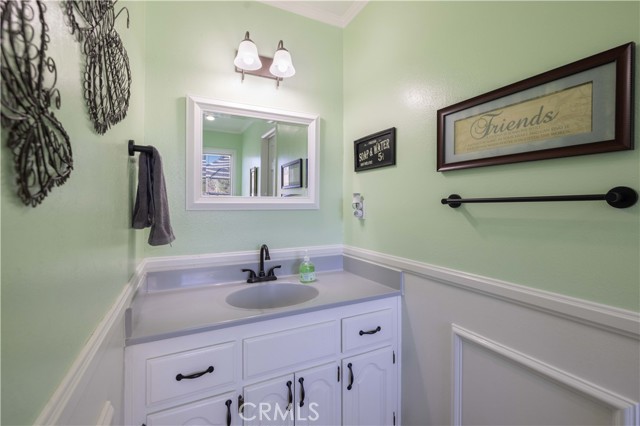 Detail Gallery Image 17 of 64 For 841 Paine Rd, Big Bear Lake,  CA 92315 - 5 Beds | 2/1 Baths