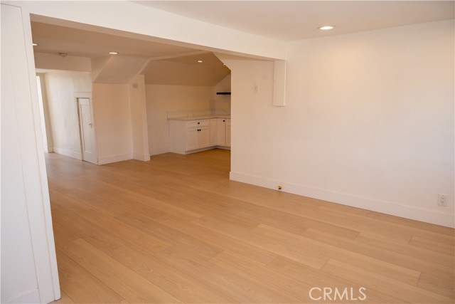 17221 Clark Avenue, Bellflower CA: https://media.crmls.org/medias/ffa64ca8-813f-482e-ba04-daa8916b2fec.jpg