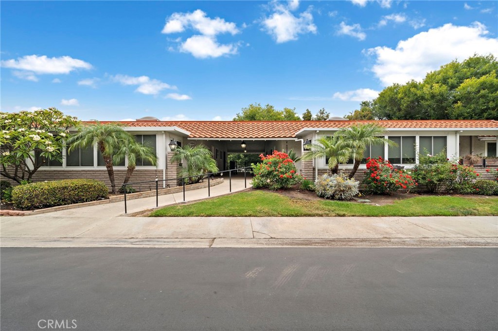 Ffa68866 0535 4016 95ab 2d819ab9d86f