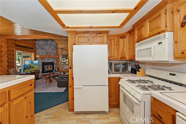 Detail Gallery Image 18 of 41 For 1491 Rockspray, Big Bear Lake,  CA 92315 - 3 Beds | 2 Baths