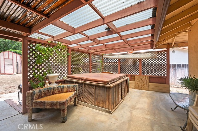 Image 31 of 47 For 1500 Country Club Drive