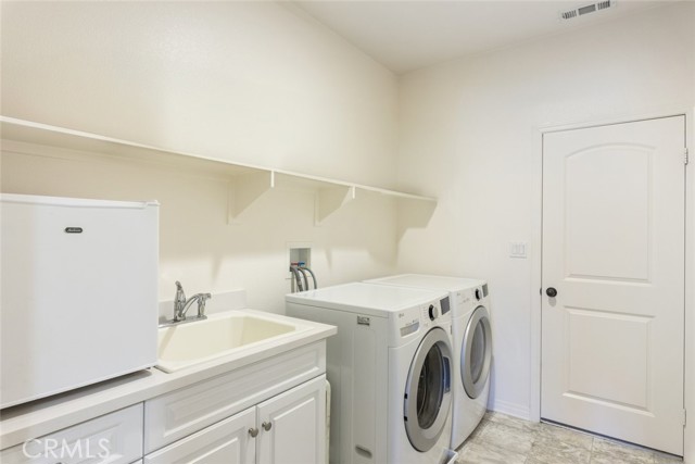 Detail Gallery Image 17 of 32 For 31572 via Del Paso, Winchester,  CA 92596 - 4 Beds | 3/1 Baths