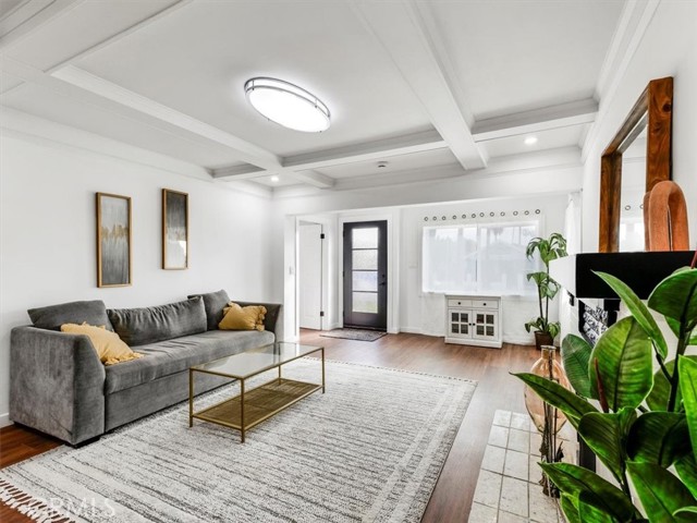 Detail Gallery Image 18 of 35 For 5111 Cimarron St, Los Angeles,  CA 90062 - 3 Beds | 2/1 Baths