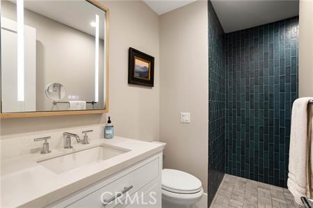 Detail Gallery Image 32 of 65 For 400 40th Street, Newport Beach,  CA 92663 - – Beds | – Baths