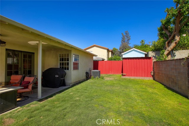 8630 Forsythe Street, Sunland CA: https://media.crmls.org/medias/ffa86484-bdb6-4724-bd57-9f25b2e5ad4d.jpg