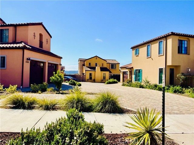 Image 2 of 36 For 3062 Arezzo  