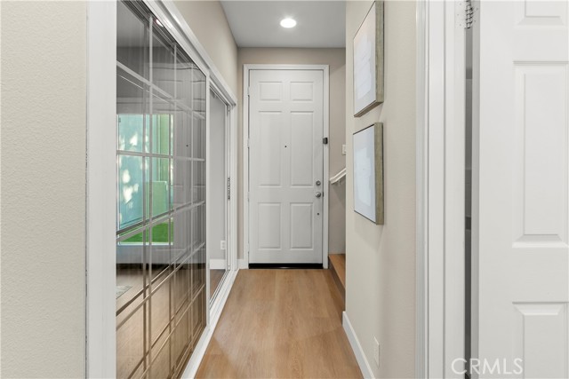 Image 9 of 30 For 52 Preston  