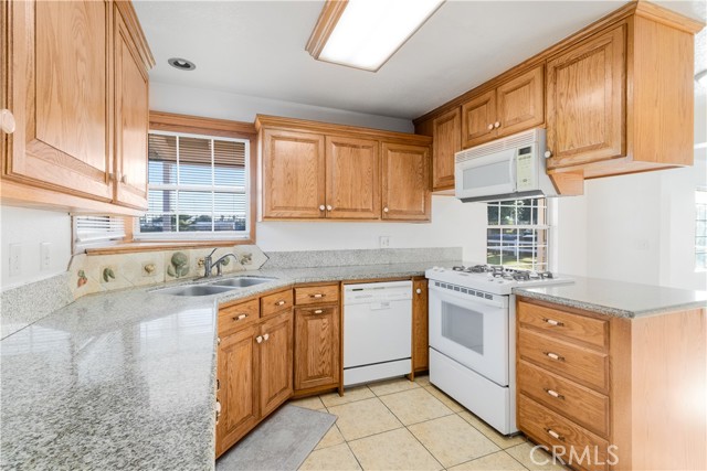 Detail Gallery Image 38 of 72 For 2572 Harrison, Riverside,  CA 92503 - 4 Beds | 3 Baths