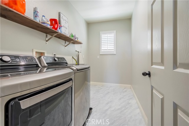 Detail Gallery Image 23 of 54 For 16039 Begonia Ave, Chino,  CA 91708 - 4 Beds | 3 Baths