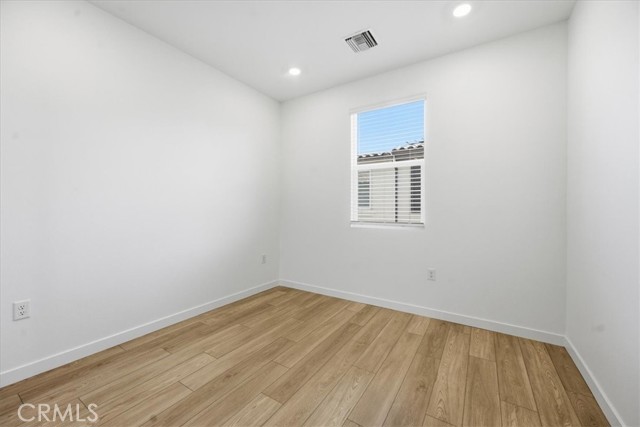 Detail Gallery Image 18 of 26 For 9327 via Azul, Pico Rivera,  CA 90660 - 4 Beds | 3/1 Baths