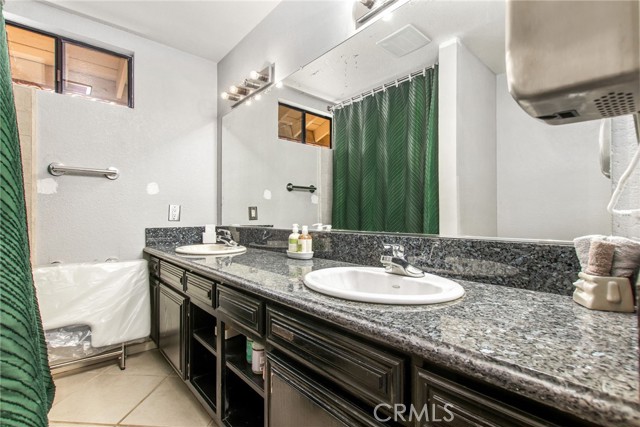 Detail Gallery Image 12 of 60 For 23572 Continental Dr, Canyon Lake,  CA 92587 - 3 Beds | 2 Baths