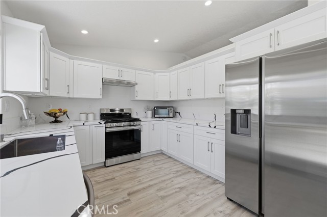 Detail Gallery Image 10 of 23 For 7680 Rockaway Ave, Yucca Valley,  CA 92284 - 3 Beds | 2 Baths